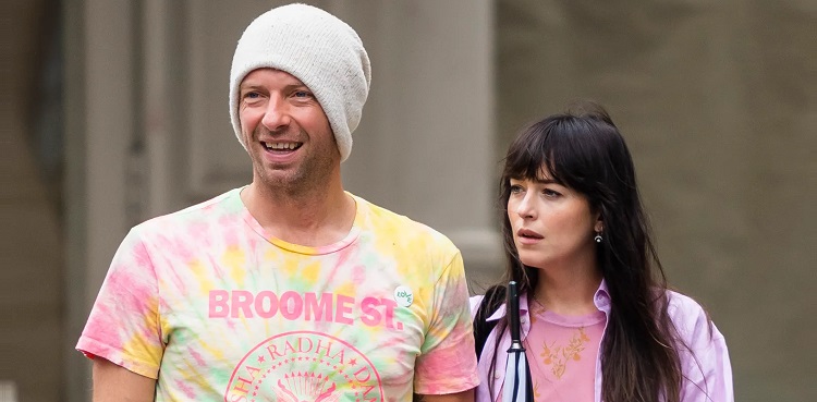 dakota johnson, chris martin, engaged