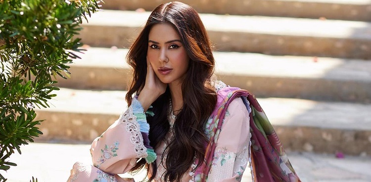 sonam bajwa, to visit pakistan