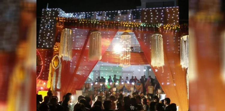 Thieves, disguised as wedding guests, jackpot, Punjab