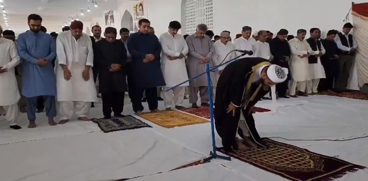 Bilawal-Bhutto-Zardari-Eidul-Fitr-prayer
