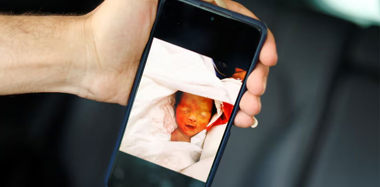 Gaza mourns baby dead mother's womb