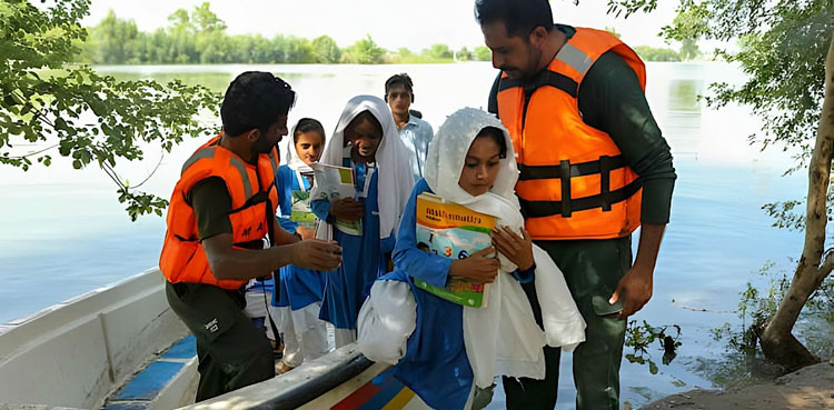 heavy rainfall, pishin, Schools closed,