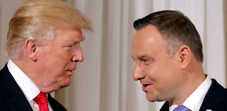 Trump meets with Polish president in New York