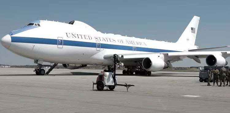 E-4B: Doomsday plane Sierra Nevada