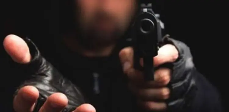 robbery resistance, karachi, robbers, ramadan, karachi street crimes,
