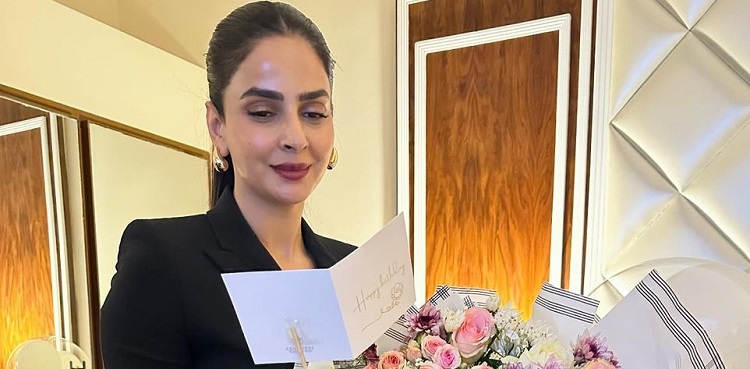 saba qamar, birthday, mystery man