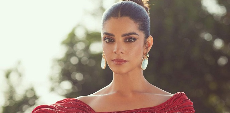 Sanam Saeed urges makers to stop glorifying toxic masculinity in dramas