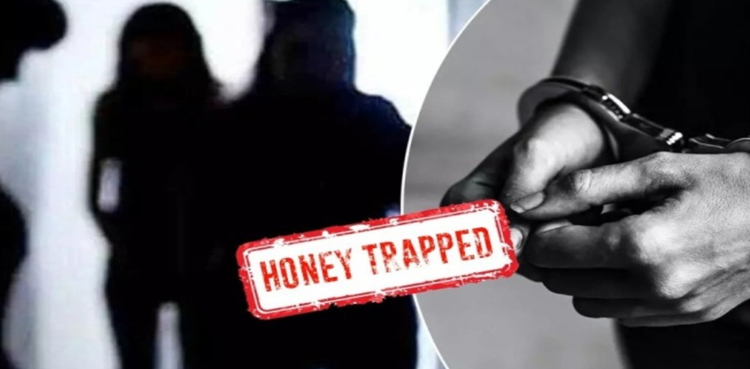 Police, bust three member, honey trap gang, Lahore