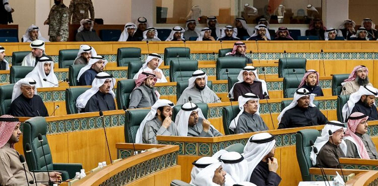 Kuwait emir dissolves parliament in new political crisis