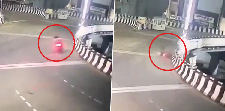 Caught on cam, Speeding bike falls off flyover, Bike crashed into wall, 