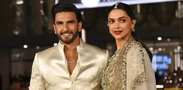 Ranveer Singh, Deepika Padukone, bollywood, Singham,