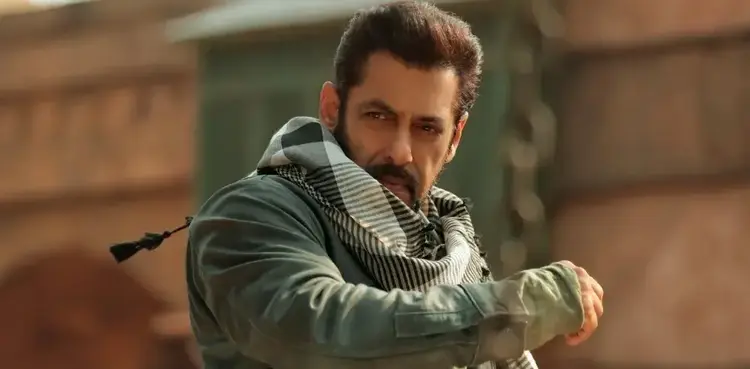 Salman Khan, Mithun Chakraborty, Sikandar, Galaxy Apartment,