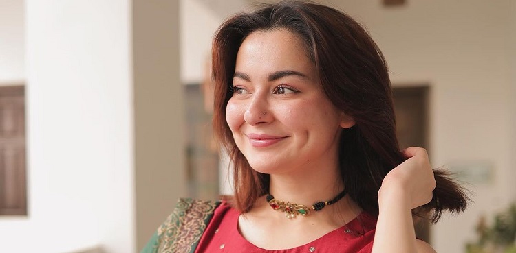 hania aamir, saree, viral pictures, reel