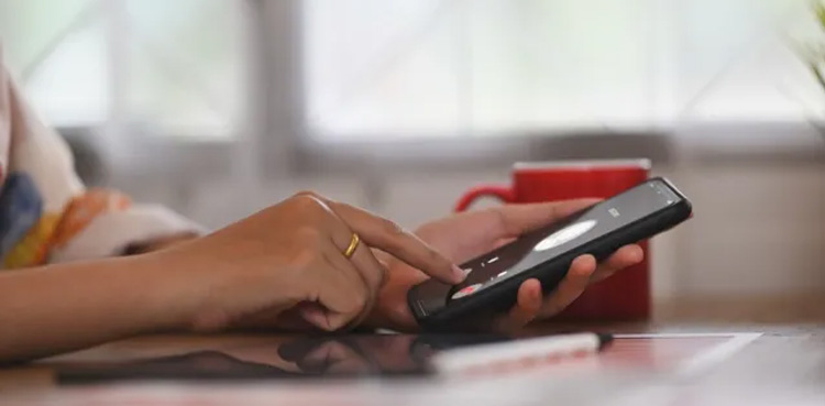 Lottery winner, woman hangs up call, suspecting scam,