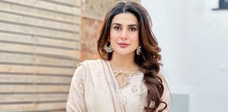 kubra khan, naseem shah