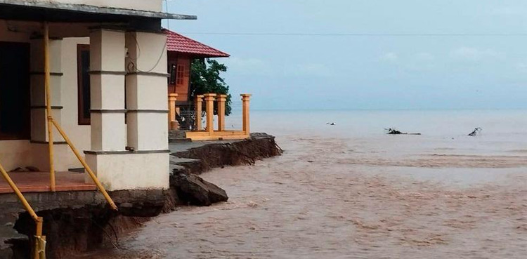 Indonesia, Landslides in Indonesia, Sulawesi island,