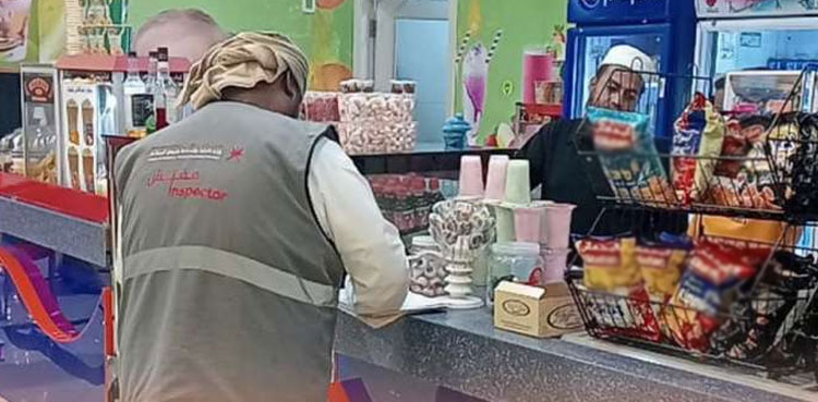 Oman intensifies crackdown against shops on e-payment violations