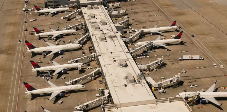 Global cyber outage grounds flights, hits media, financial, telecoms
