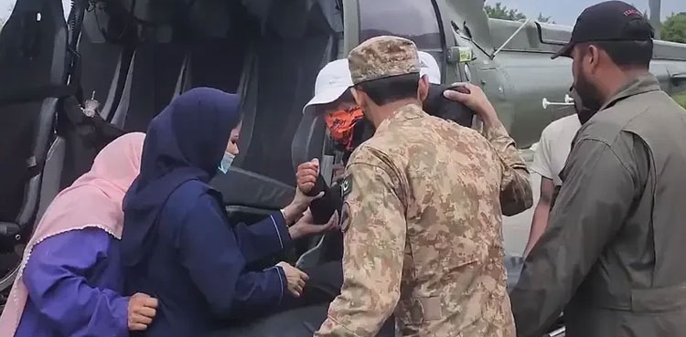 Pakistan Army, Samina Baig, K2