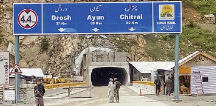 Chitral car accident, tourist dead in Chitral