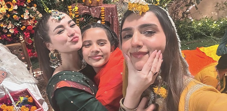 kabhi main kabhi tum, bts, viral, hania aamir