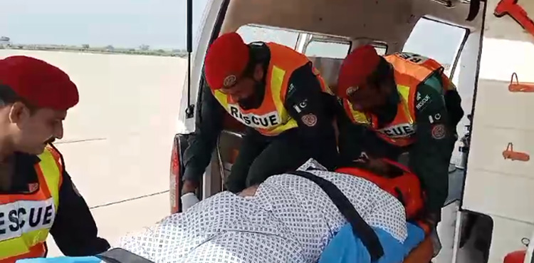 Injured police officer, transferred to Lahore, special treatment