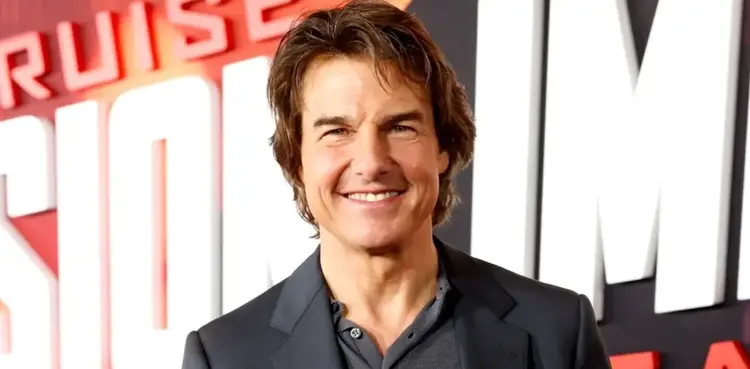 Hollywood, Scientologist, Tom Cruise, Paris Olympics,