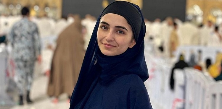merub ali performs umrah