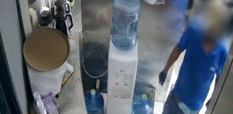 Muscat, Oman, Al Buraimi café, Man caught on cam stealing