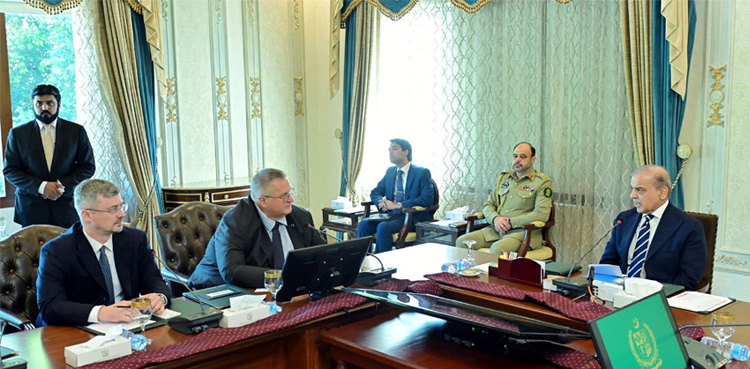 Pakistan, PM Shehbaz Sharif, Russia