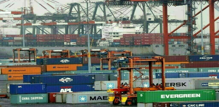 Pakistan, Trade deficit