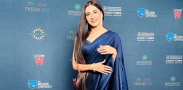 VIRAL: Naeema Butt channels late Smita Patil in new video post