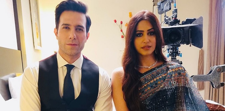 naeema butt, kabhi main kabhi tum, viral pictures