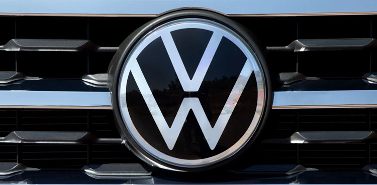 UK fines Volkswagen over mistreatment of customers