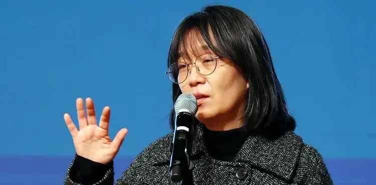 Nobel winner Han Kang, one million books sold, South Korea