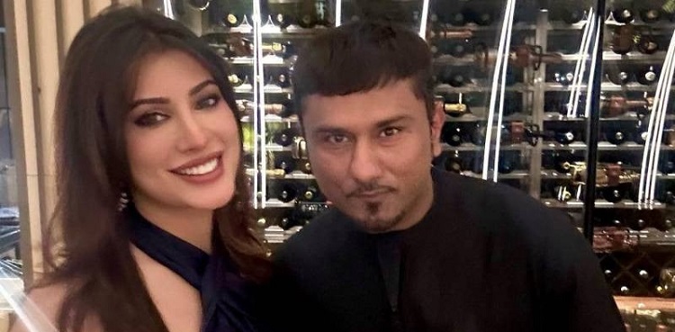 mehwish hayat, yo yo honey singh,