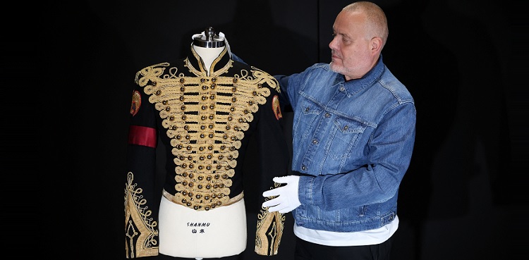 michael jackson, Noel Gallagher, oasis, auction