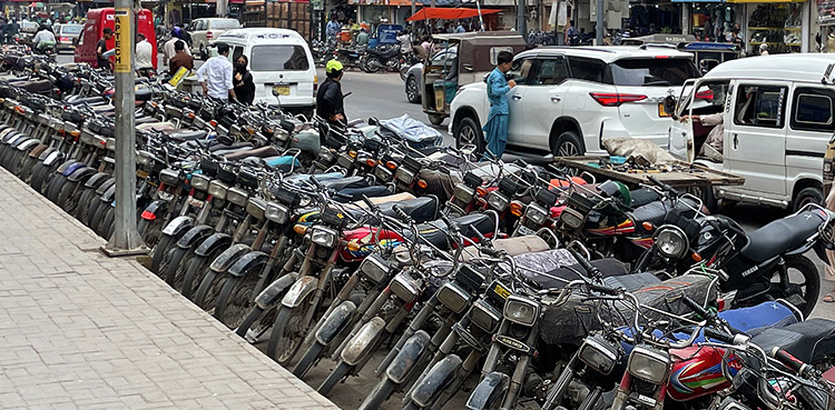 Karachi Traffic, DIG Traffic, Traffic Issues, parking
