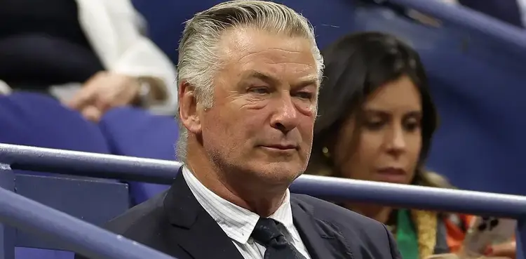 Alec Baldwin: New Mexico prosecutor drops manslaughter case
