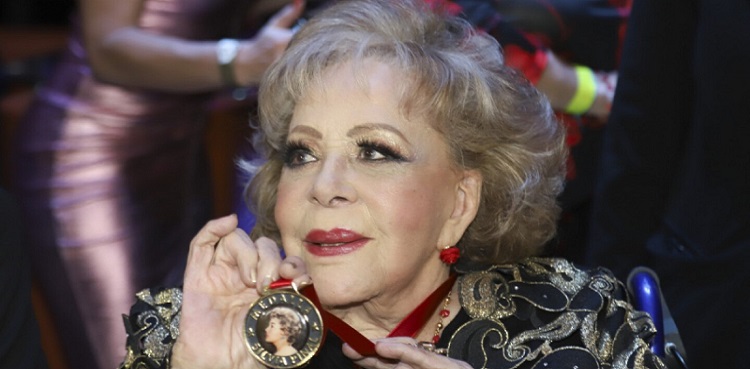 Silvia Pinal, Mexican cinema icon, dead at 93