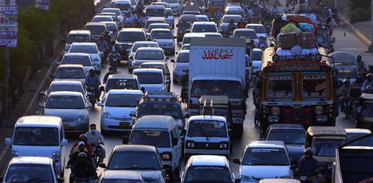 Karachi, Karachi driving license fines, Karachi fines, driving without licensee,