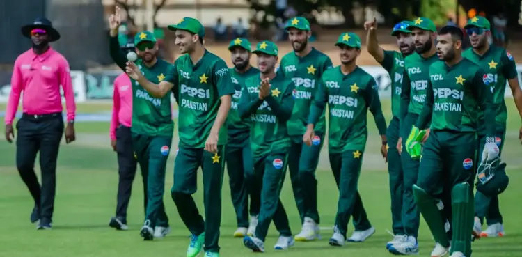 Sufiyan Muqeem, T20I, PAK v ZIM, saim ayub