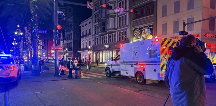 New Orleans, US, truck crashes into crowd