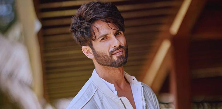 Shahid Kapoor, Randeep Hooda, Naseeruddin Shah, Ustara