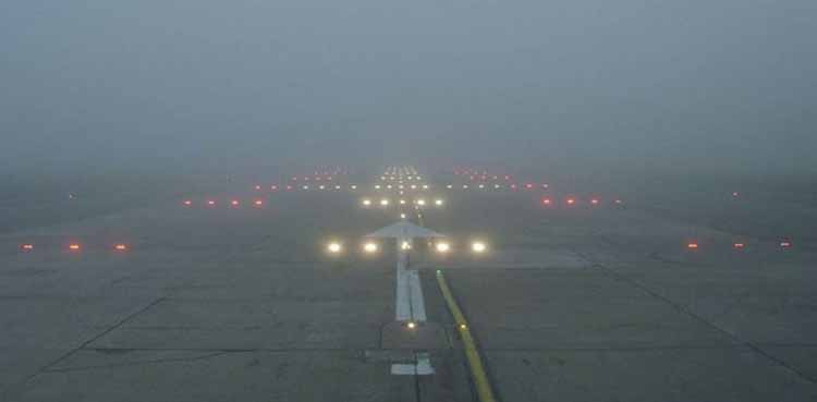 flights delayed, fog, low visibility, lahore airport, motorways