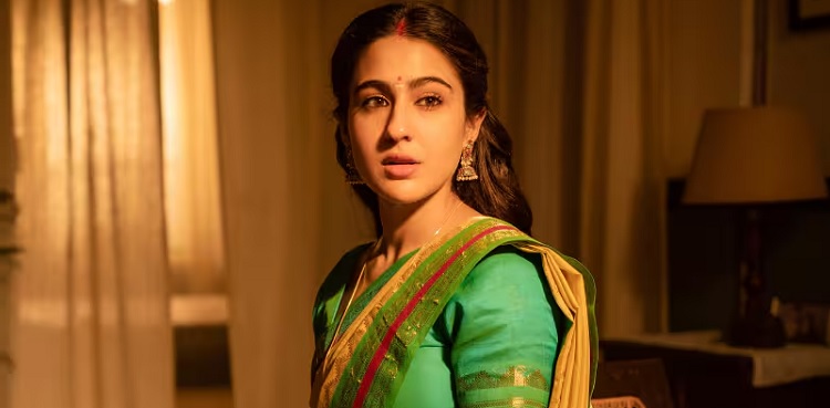 Sky Force: Did Sara Ali Khan give up on her phone?