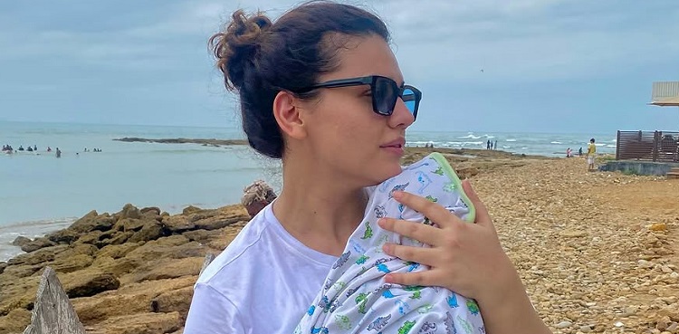 Zara Noor Abbas breaks silence on viral videos of daughter