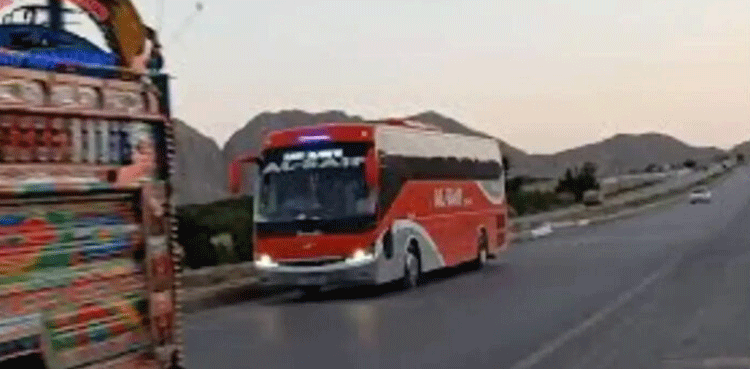 Barkhan,-Balochistan,-bus-passengers,-shot-dead