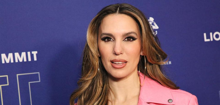 Christy Carlson Romano