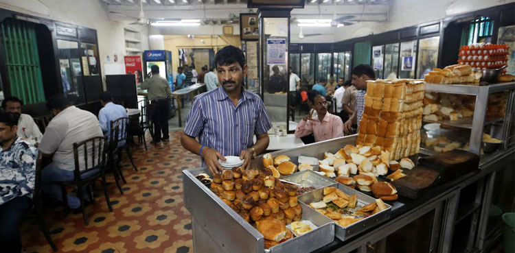 India services sector growth- Feb 2025 report